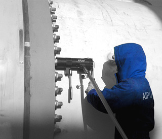 Xinjiang Mingyang Wind Farm Hydraulic Stretcher